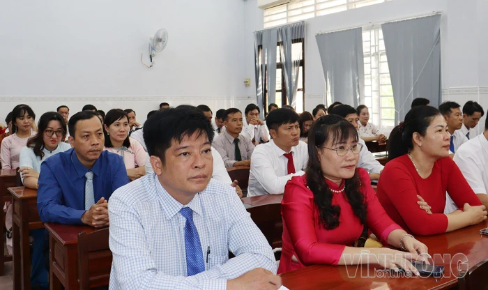 Khai giảng 3 lớp Trung cấp Lý luận chính trị