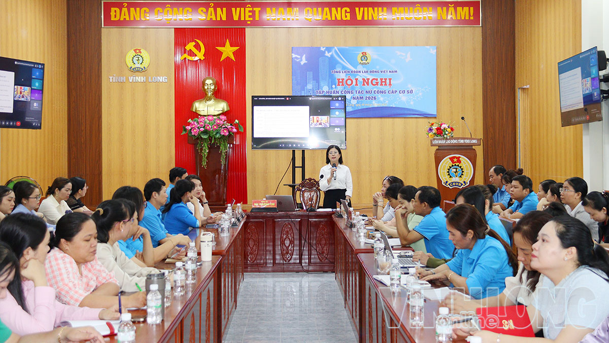 Hội nghị tập huấn là dịp để cán bộ công đoàn, cán bộ phụ trách công tác nữ công cập nhật kiến thức, trao đổi kinh nghiệm.
