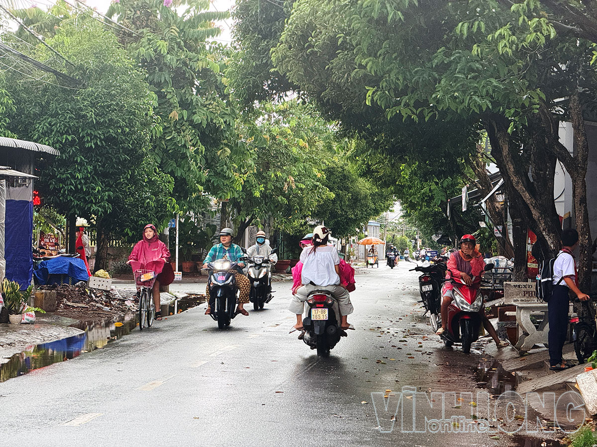 Mưa lớn cục bộ có thể kéo dài đến ngày 20/10.