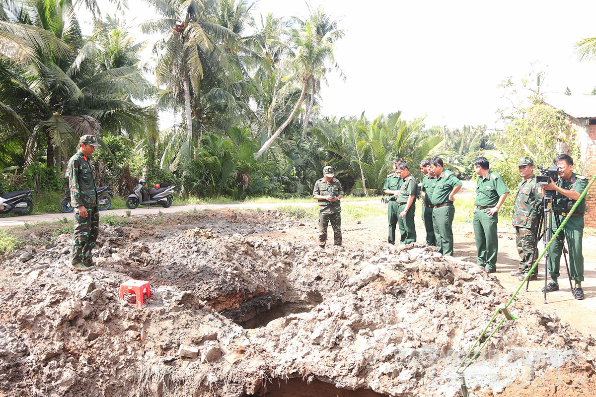 Khu vực đất tìm thấy nhiều bộ hài cốt liệt sĩ còn sót lại tại nghĩa trang tạm thời chiến tranh thuộc ấp An Khánh, xã Đồng Khởi.