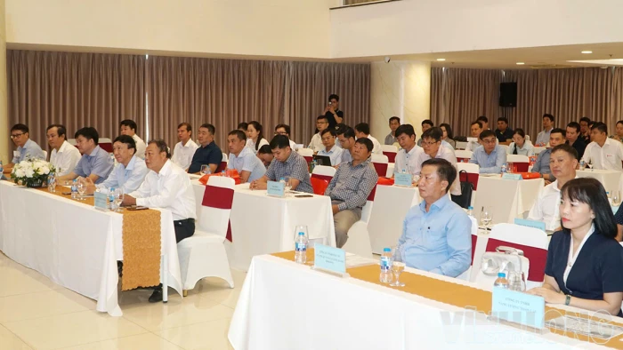Triển khai các giải pháp tiết kiệm năng lượng cho doanh nghiệp
