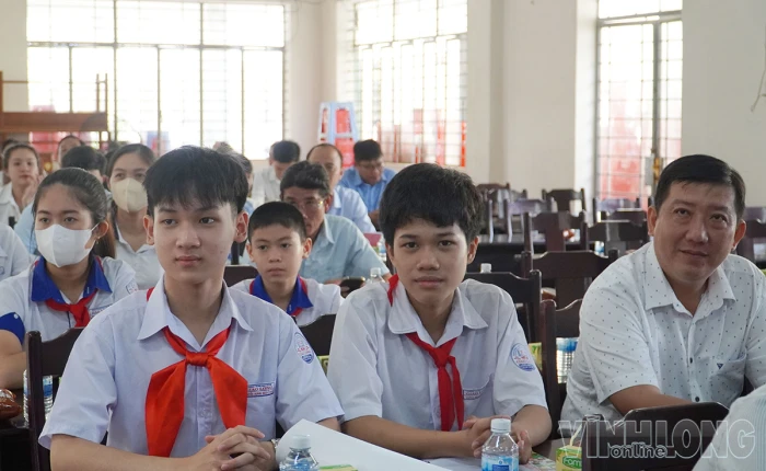 Tập huấn kỹ năng hướng dẫn học sinh tham gia Cuộc thi Sáng tạo thanh thiếu niên, nhi đồng