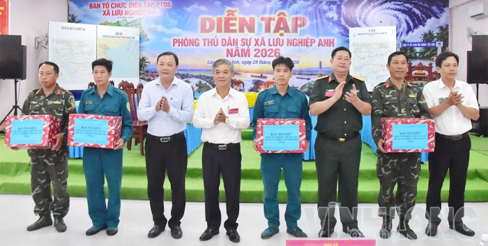 Diễn tập phòng thủ dân sự xã Lưu Nghiệp Anh