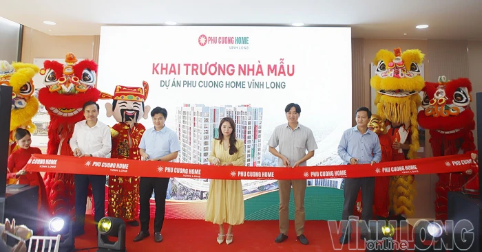 Khai trương nhà mẫu và công bố giá bán căn hộ nhà ở xã hội