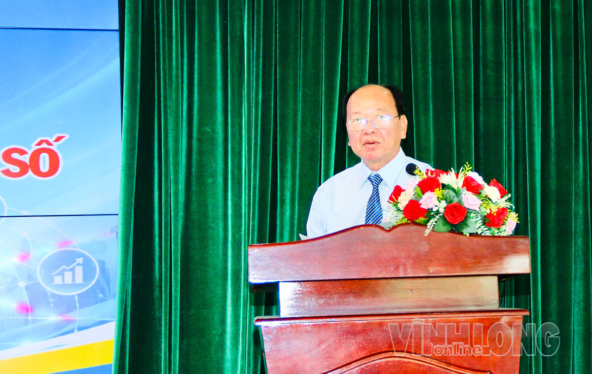 TTND, TS, BS Ngô Văn Tán phát biểu tại hội thảo.