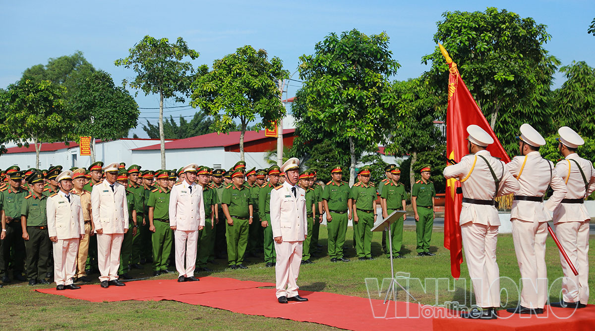 Tuyên thệ của Trung đoàn Cảnh sát cơ động dự bị chiến đấu.