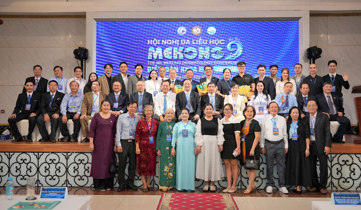 Các đại biểu tham gia Hội nghị Da liễu học Mekong lần thứ 9 và diễn đàn khoa học lần thứ 13 năm 2026 tổ chức tại Cần Thơ. Ảnh: S.TRĂNG
