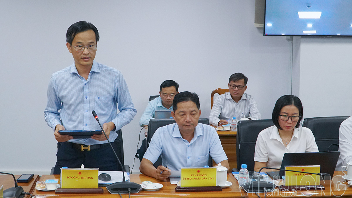 Ông Nguyễn Văn Niệm- Phó Giám đốc Sở Công Thương nêu ý kiến liên quan.