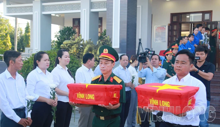 Vĩnh Long phối hợp bàn giao mẫu hài cốt liệt sĩ đợt 2 bằng máy bay quân sự