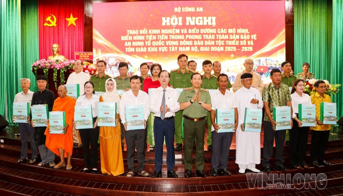 Nhân rộng các mô hình, điển hình tiên tiến trong phong trào Toàn dân bảo vệ an ninh Tổ quốc