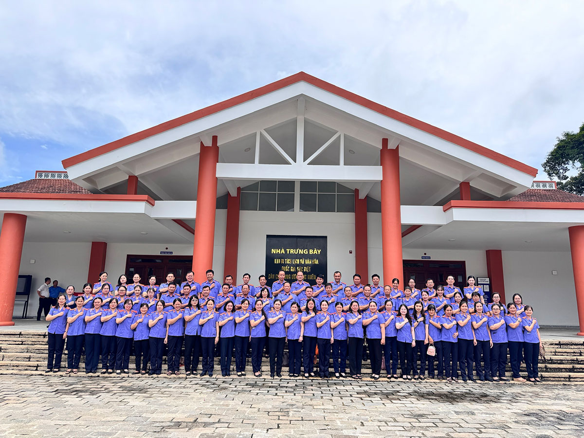 Cán bộ, đảng viên VKSND tỉnh quyết tâm “Đẩy mạnh học tập, thực hành tư tưởng, đạo đức, phương pháp, phong cách Hồ Chí Minh trong giai đoạn phát triển mới.