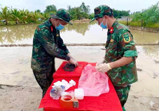 Hài cốt được cho là của nữ liệt sĩ Lê Thị Tuyến ở ấp Nước Mặn, xã Hưng Hội, tỉnh Cà Mau.

ẢNH: VĨNH NGHỊ

