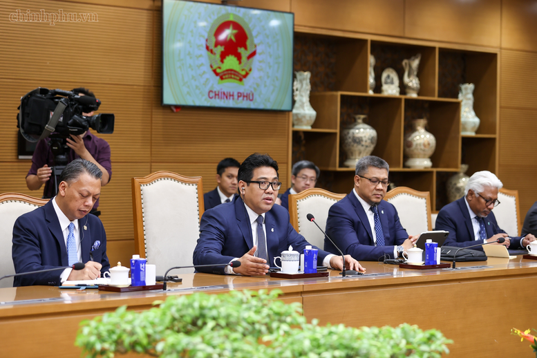 Ông Tengku Muhammad Taufik cho biết PETRONAS mong muốn làm sâu sắc hơn nữa quan hệ, cùng Petrovietnam và các đối tác Việt Nam thúc đẩy hợp tác, thực hiện tầm nhìn chung - Ảnh: chinhphu.vn/Nhật Bắc

