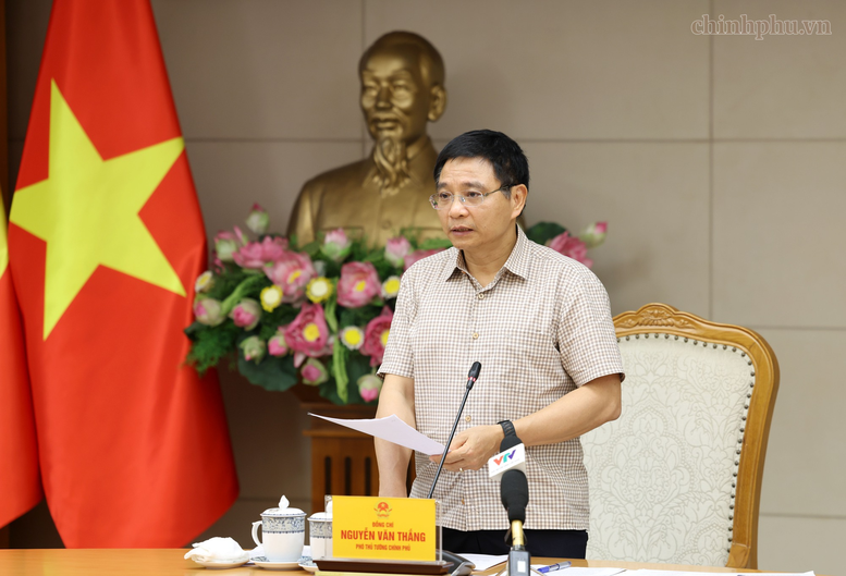 Phó Thủ tướng Nguyễn Văn Thắng đề nghị Bộ Tài chính đánh giá tính khả thi, mức độ phù hợp của các sản phẩm; kịp thời báo cáo cấp có thẩm quyền xem xét nếu phát sinh vấn đề cần giải quyết - Ảnh: chinhphu.vn/Đức Tuân
