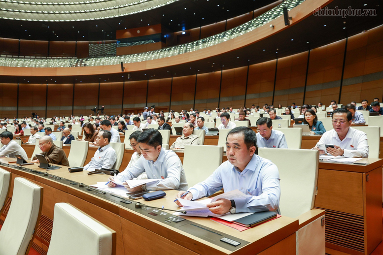 Đa số các đại biểu Quốc hội cơ bản thống nhất với sự cần thiết sửa đổi, bổ sung một số điều của Luật Đo lường nhằm nâng cao độ tin cậy của kết quả đo, bảo vệ quyền lợi người tiêu dùng, hỗ trợ hoạt động sản xuất, kinh doanh và đáp ứng yêu cầu chuyển đổi số. Ảnh: chinhphu.vn/Nhật Bắc