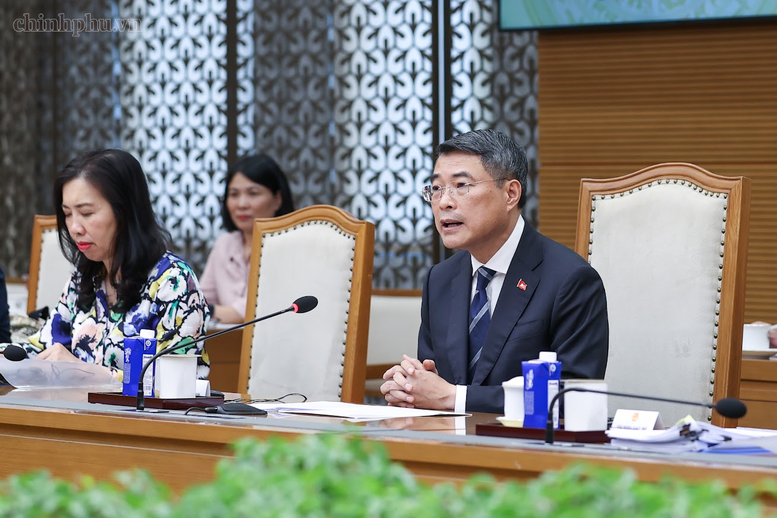 Thủ tướng Chính phủ Lê Minh Hưng đề nghị Bộ Ngoại giao hai nước phát huy mạnh mẽ vai trò điều phối, hỗ trợ các bộ, ngành, địa phương, doanh nghiệp hai nước tìm kiếm đối tác phù hợp - Ảnh: chinhphu.vn/Nhật Bắc

