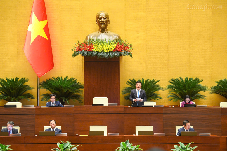 Quang cảnh phiên thảo luận tại hội trường sáng 30/10 - Ảnh: chinhphu.vn/Nhật Bắc

