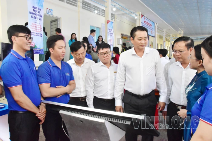 Khai mạc “Ngày thứ Bảy thủ tục hành chính gắn với chuyển đổi số, đồng hành cùng người dân và doanh nghiệp”