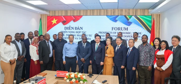Phó Chủ tịch Quốc hội Nguyễn Hồng Diên thăm Halotel và chủ trì Diễn đàn hợp tác kinh tế, thương mại, đầu tư Việt Nam-Tanzania