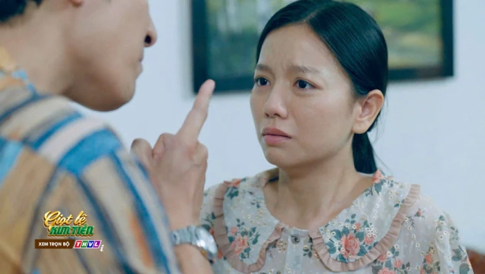 Hạ Anh trải lòng: bị “tổn thương tâm lý” khi sống cùng nhân vật trong “Giọt lệ kim tiền”
