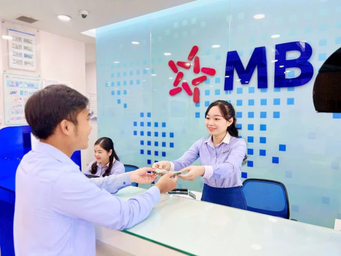 MB trở thành ngân hàng đầu tiên tại Việt Nam vượt mốc 100.000 tỷ đồng vốn điều lệ