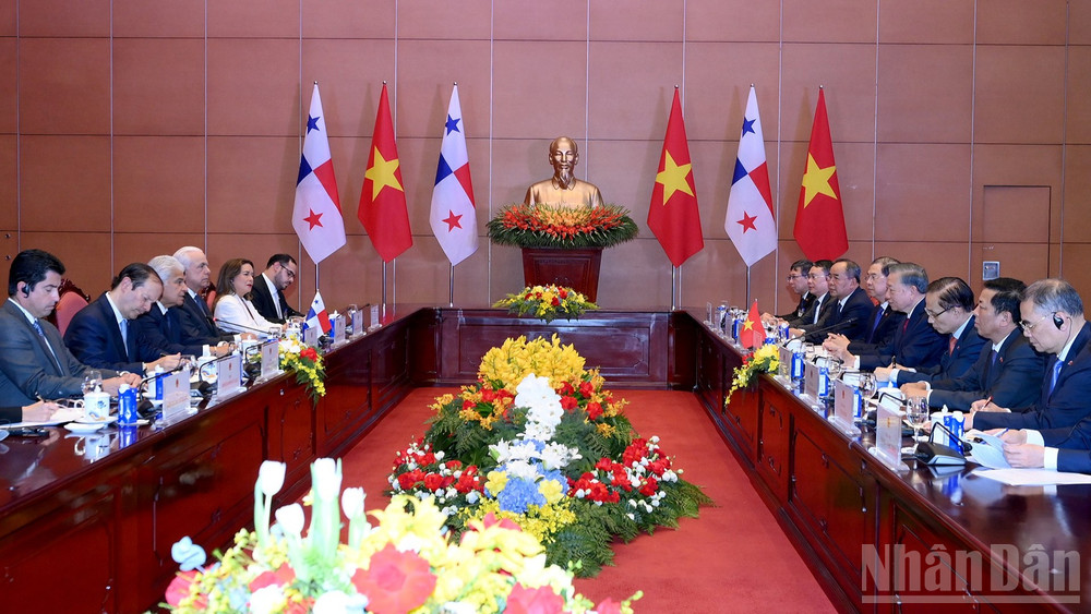 Tổng Bí thư, Chủ tịch nước Tô Lâm hội đàm với Tổng thống Panama Jose Raul Mulino, tại Hà Nội, ngày 6/10/2026. (Ảnh: ĐĂNG KHOA)