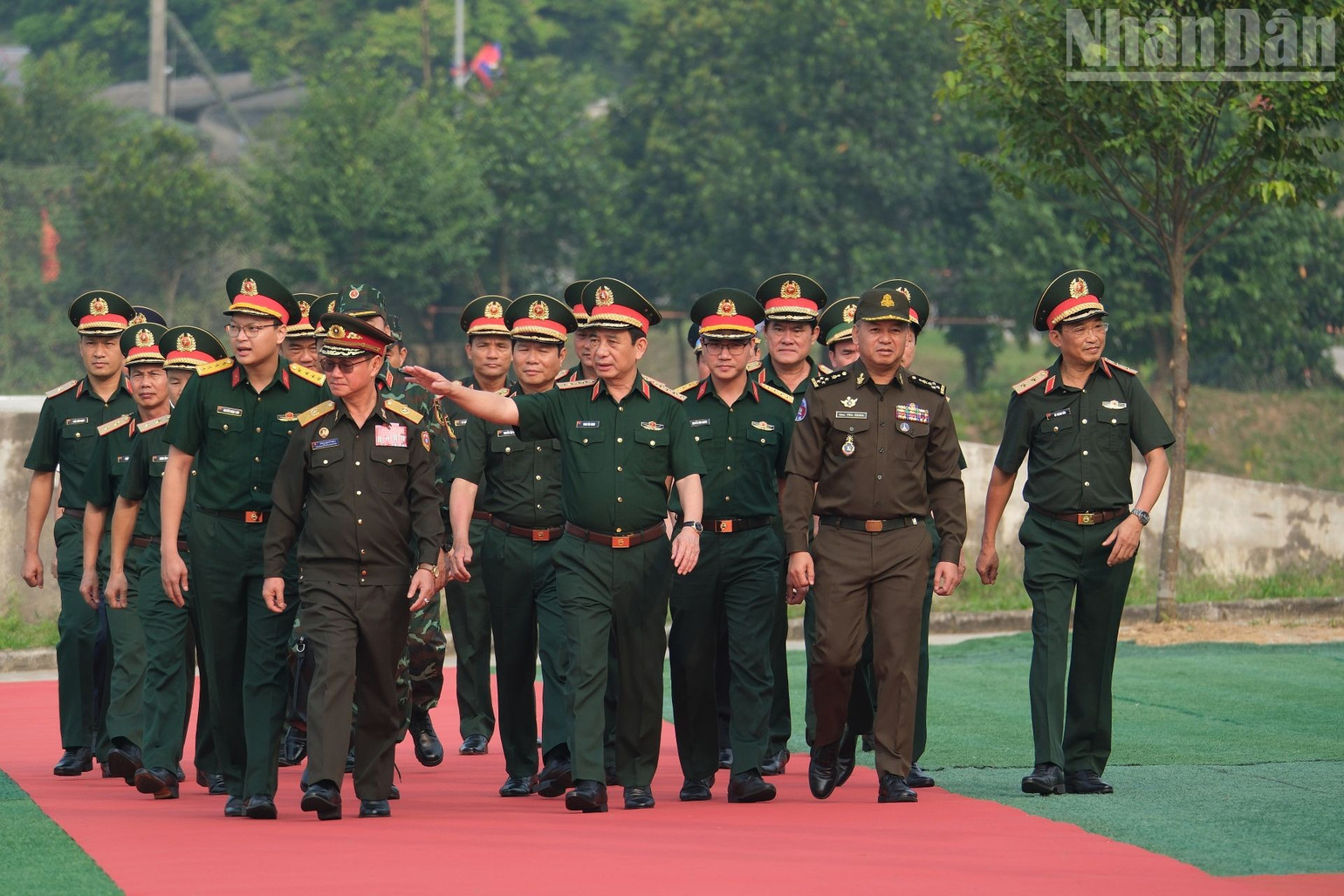 Đại tướng Phan Văn Giang, Đại tướng Khamliang Outhakaysone và Đại tướng Tea Seiha dự Diễn tập.
