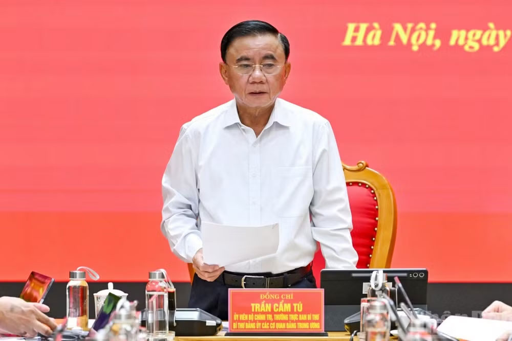 Đồng chí Trần Cẩm Tú, Ủy viên Bộ Chính trị, Thường trực Ban Bí thư. (Ảnh: THỦY NGUYÊN)