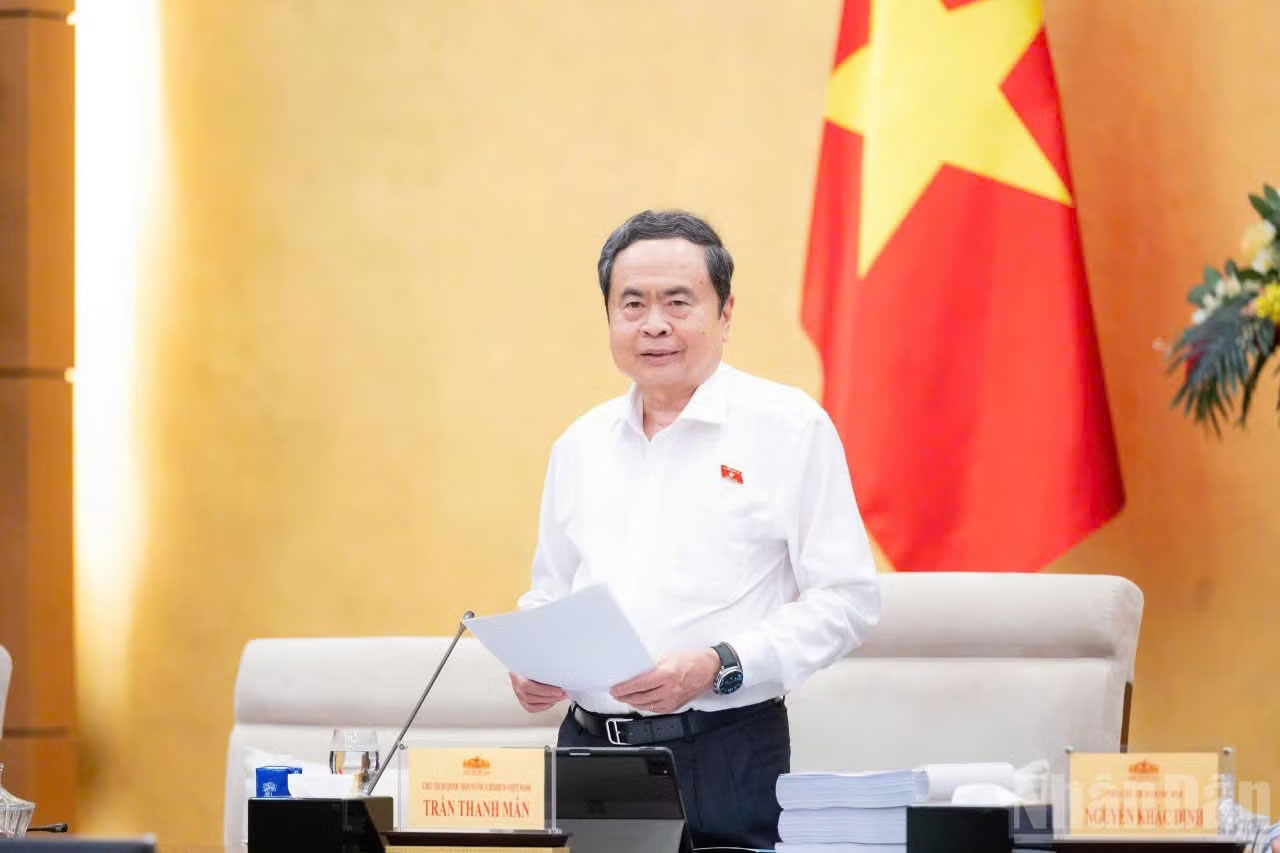 Chủ tịch Quốc hội Trần Thanh Mẫn phát biểu khai mạc phiên họp. (Ảnh: DUY LINH)
