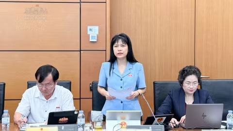 Đại biểu Tạ Thị Yên (Đoàn Điện Biên). (Ảnh: QH)
