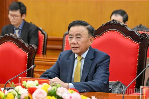 Thường trực Ban Bí thư đề nghị hai Đoàn Thanh niên tiếp tục phát huy vai trò nòng cốt trong giáo dục thế hệ trẻ về truyền thống đoàn kết đặc biệt Việt Nam-Lào.(Ảnh: THỦY NGUYÊN)