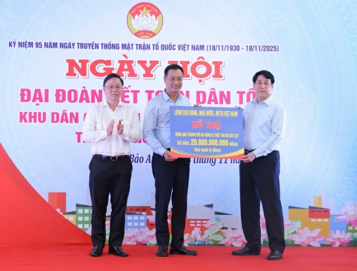 Chủ tịch nước Lương Cường dự Ngày hội Đại đoàn kết toàn dân tại Đà Nẵng