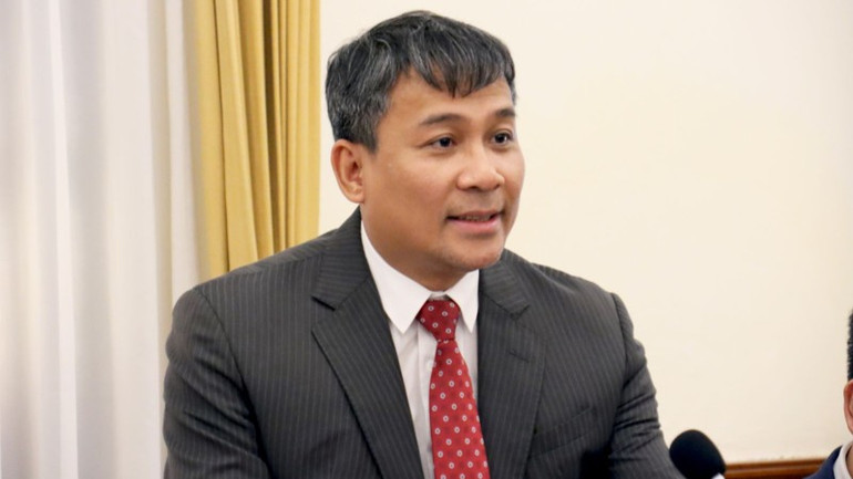 Thứ trưởng Thường trực Ngoại giao Nguyễn Minh Vũ phát biểu. (Ảnh: Báo Thế giới và Việt Nam)