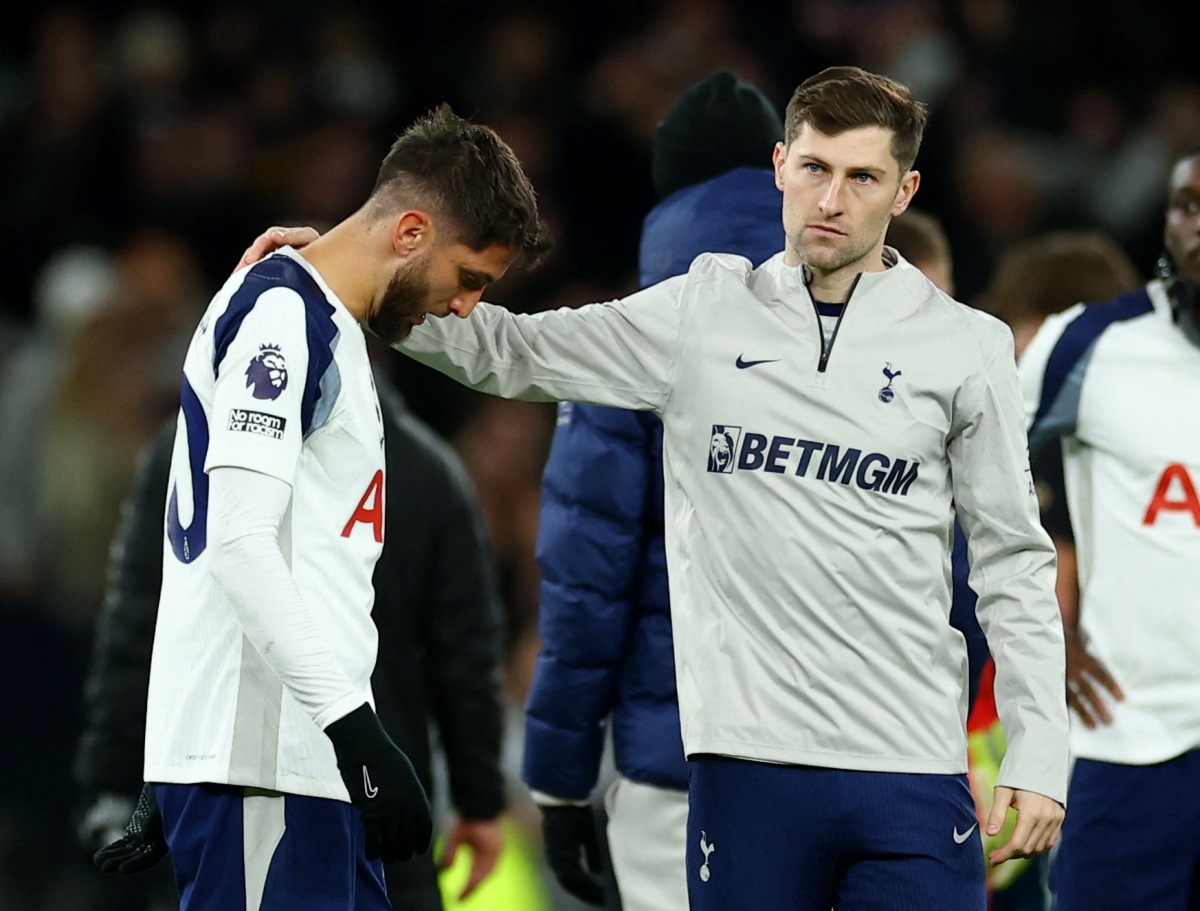 Tottenham thua sốc ở vòng 13 (Ảnh: Reuters).