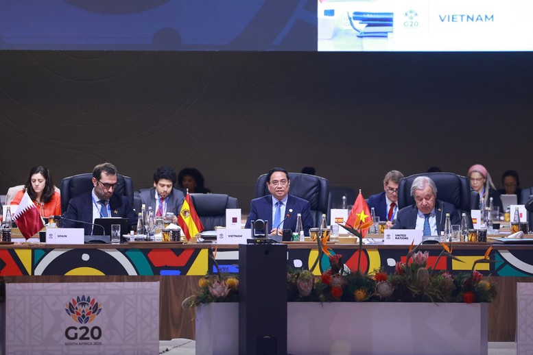 Thủ tướng khẳng định, Việt Nam sẵn sàng hợp tác tích cực, bình đẳng, cùng có lợi với các nước, G20 và cộng đồng quốc tế vì một thế giới hòa bình, văn minh, thịnh vượng, phát triển bền vững và bao trùm, không để ai bị bỏ lại phía sau. Ảnh: VGP/Nhật Bắc