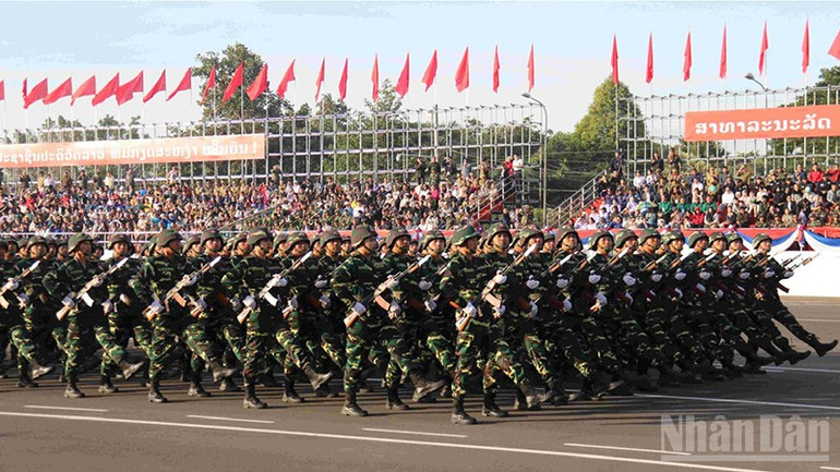 Khối Bộ binh, Quân đội nhân dân Lào. (Ảnh: DUY TOÀN)