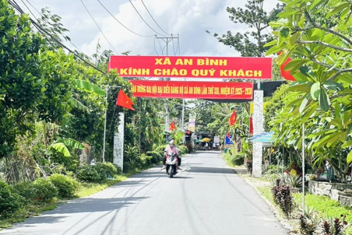 Cụ thể hóa nghị quyết vào đời sống