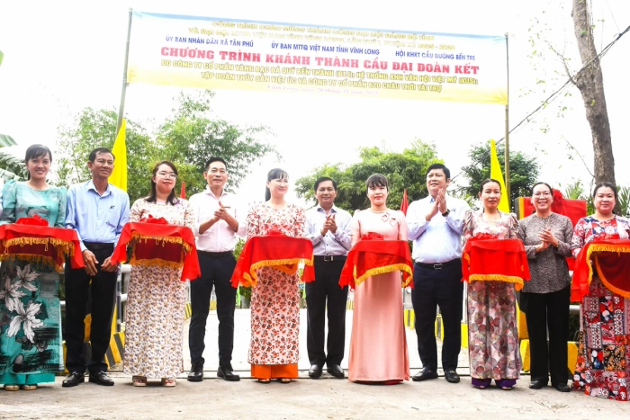 Khánh thành cầu Đại Đoàn Kết tại xã Tân Phú