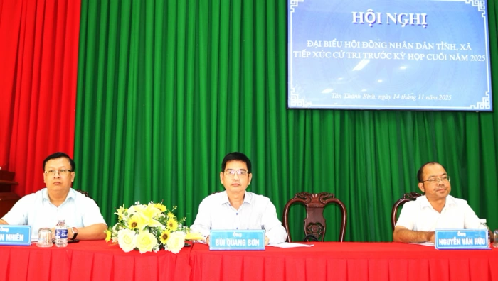 Đại biểu HĐND tỉnh tiếp xúc cử tri trước kỳ họp cuối năm tại các địa phương