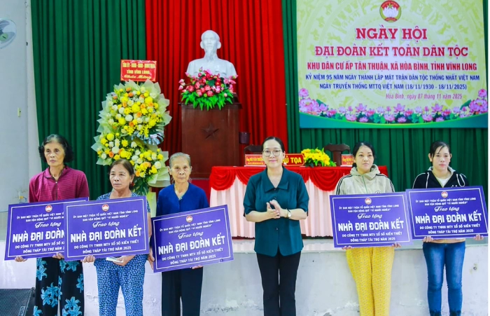 Ấp Tân Thuận tổ chức Ngày hội Đại đoàn kết toàn dân tộc