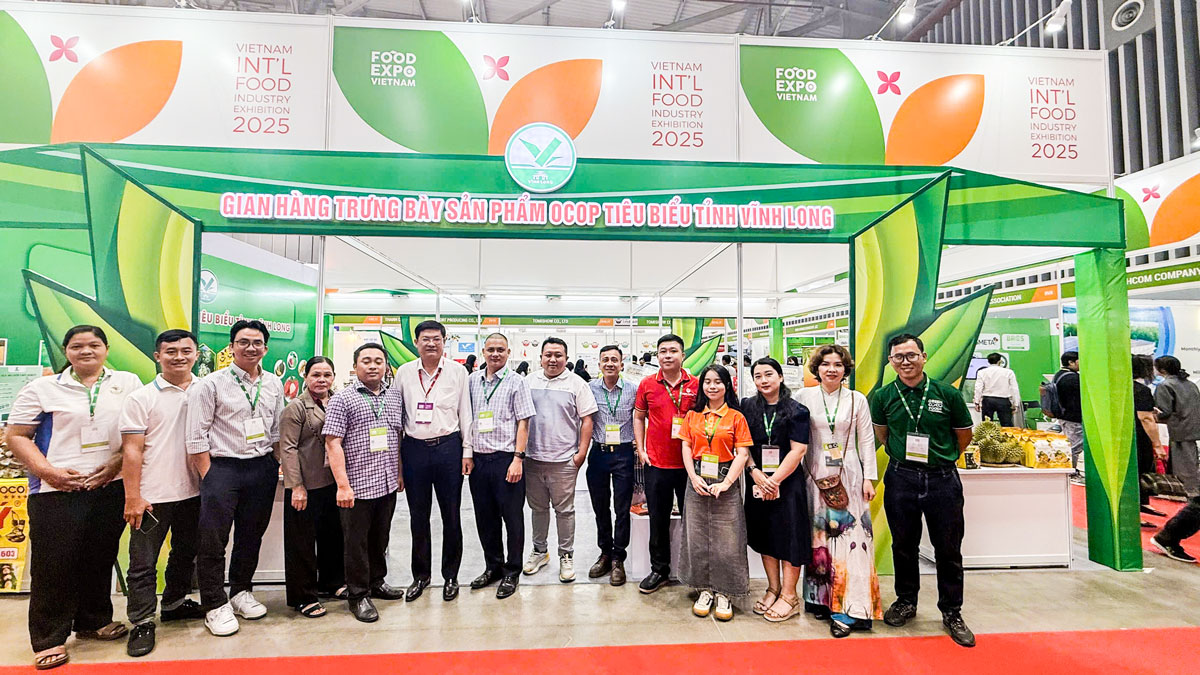 Sở Công Thương Vĩnh Long tham gia trưng bày quảng bá sản phẩm tại Vietnam Foodexpo 2025.
