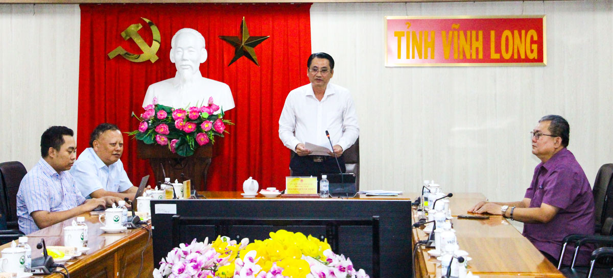 Phó Chủ tịch UBND tỉnh Vĩnh Long- Nguyễn Quỳnh Thiện phát biểu tại hội thảo.