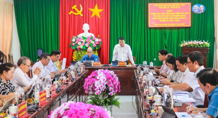 Thẩm tra các văn bản trình kỳ họp thứ ba HĐND tỉnh khóa X