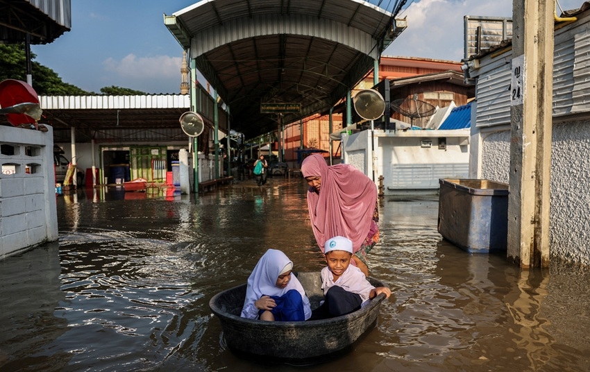 Miền Nam Thái Lan cảnh báo mưa lớn, nguy cơ lũ quét và ngập lụt diện rộng. Ảnh: Reuters
