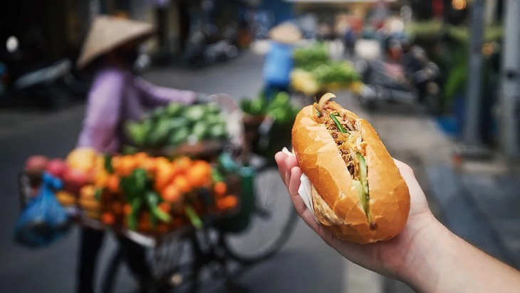 Bánh mì Việt Nam tiếp tục là món ăn được CNN vinh danh vào ngày 15-11 - Ảnh: Alamy