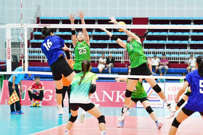 Một trận giao hữu bóng chuyền đầy ý nghĩa