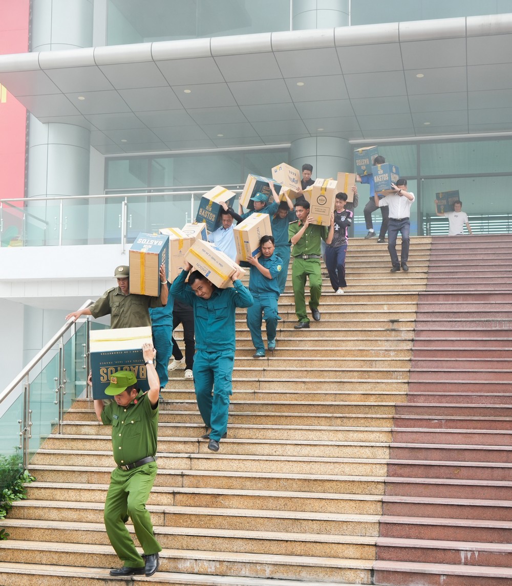 Các lực lượng tham gia hợp luyện chuẩn bị cho thực tập chính thức.