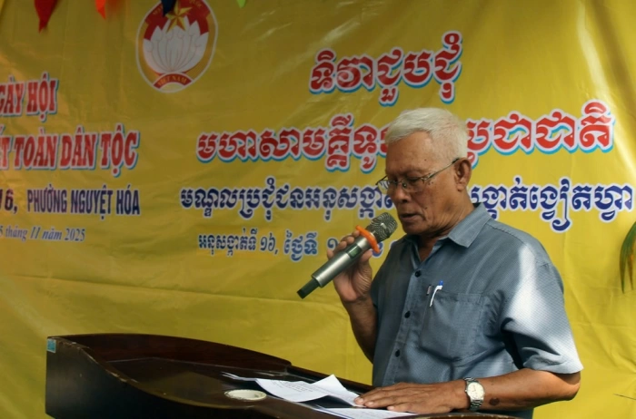 Hết lòng làm việc có ích cho cộng đồng