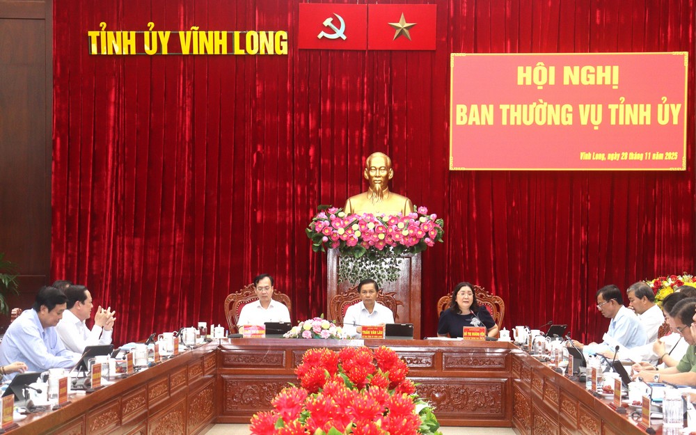  Quang cảnh Hội nghị Ban Thường vụ Tỉnh ủy.