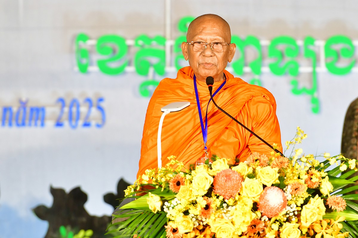 Hòa thượng Thạch Sok Xane kêu gọi đồng bào tiếp tục phát huy truyền thống yêu nước, truyền thống đoàn kết dân tộc.